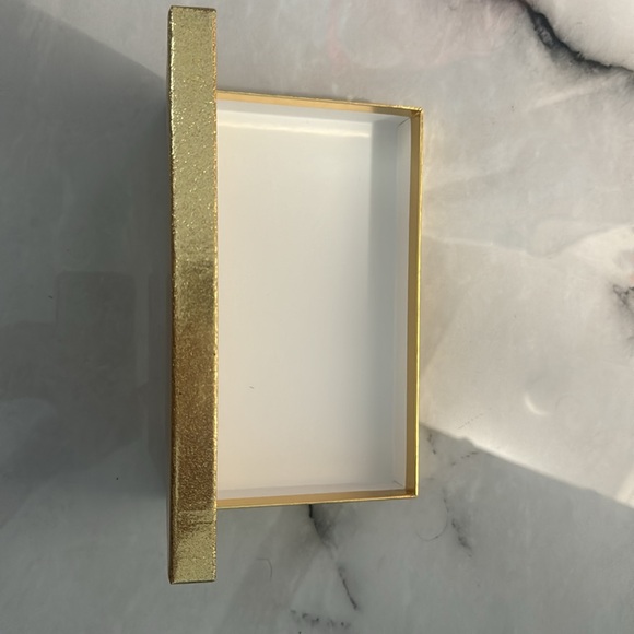 MK WRISTLET/WALLET BOX - Picture 4 of 5